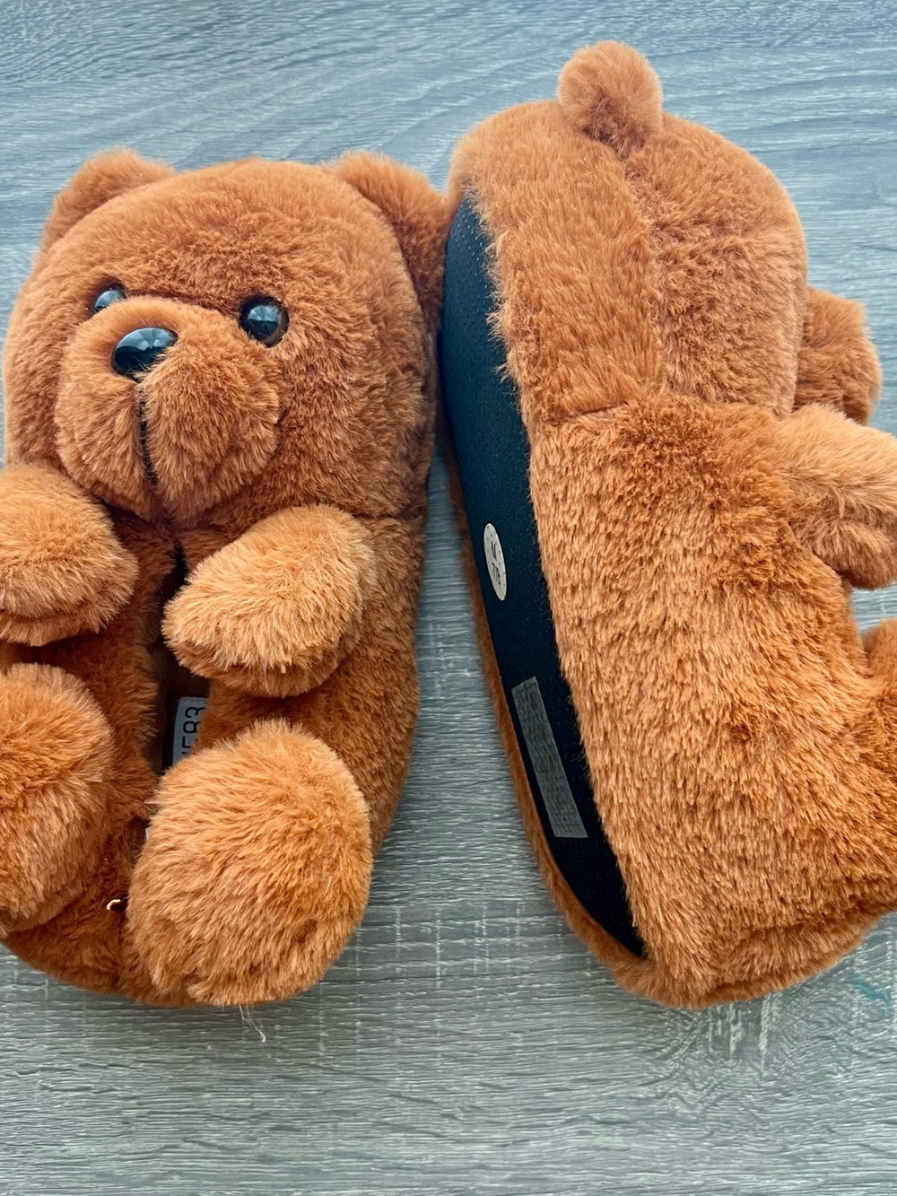 Plush Brown Bear Slippers - Cozy Teddy Design - Picture 2 of 4
